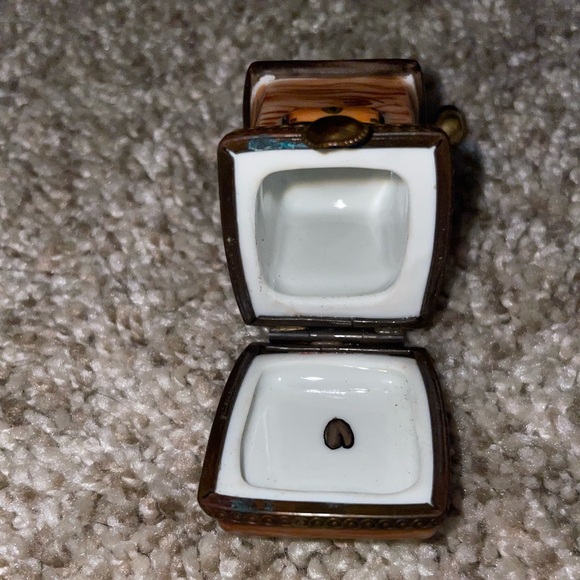 Vintage Coffee Grinder Cafe Limoges trinket box - Picture 4 of 4